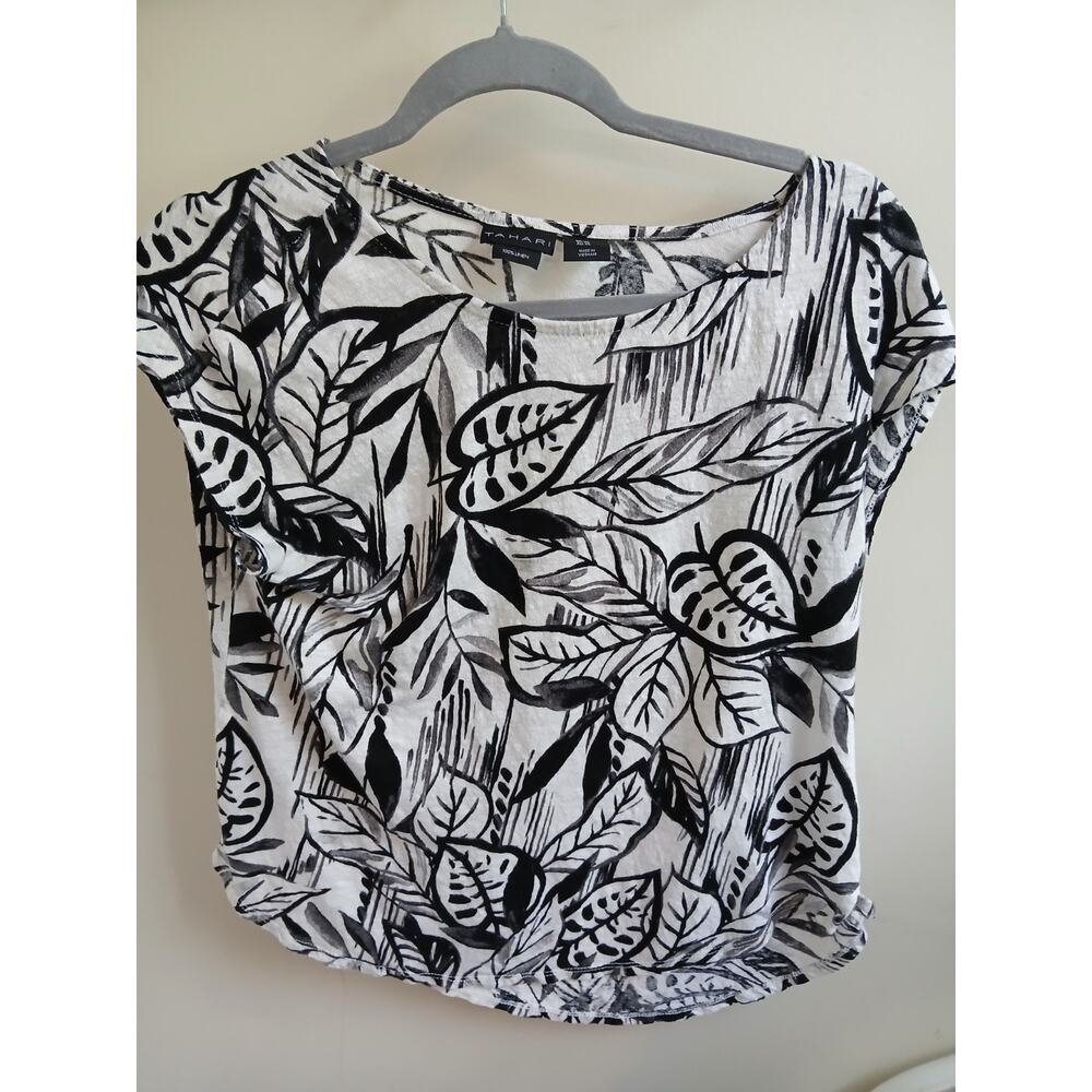 Tahari Linen‎ Top Extra Large Black Ivory Leaf Print Short Sleeve Button Back
